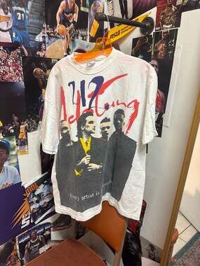 Vintage U2 tour shirt